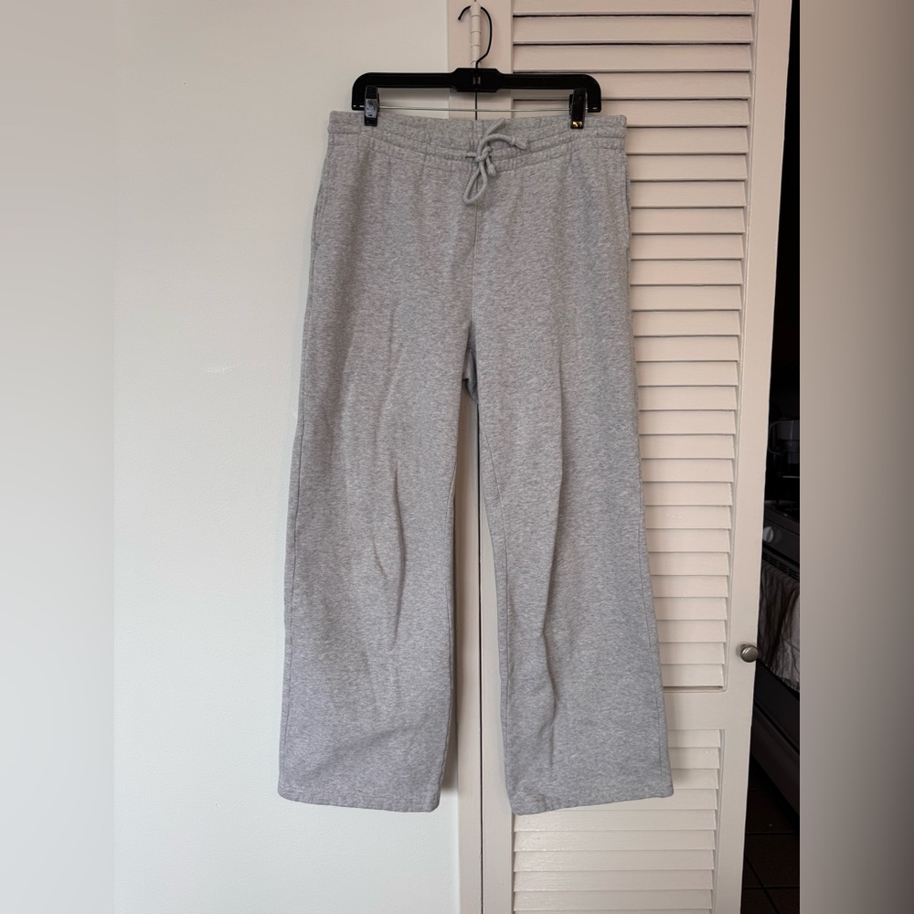 TNA Aritzia Cozy AF Fleece Grey Sweatpants